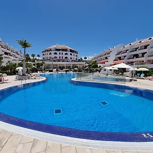 Casa Teide, Ground Floor Parque Santiago 1, Heated Pool, 100 M To Sea And Beach, Wifi , Playa de las Americas (Tenerife) Spain